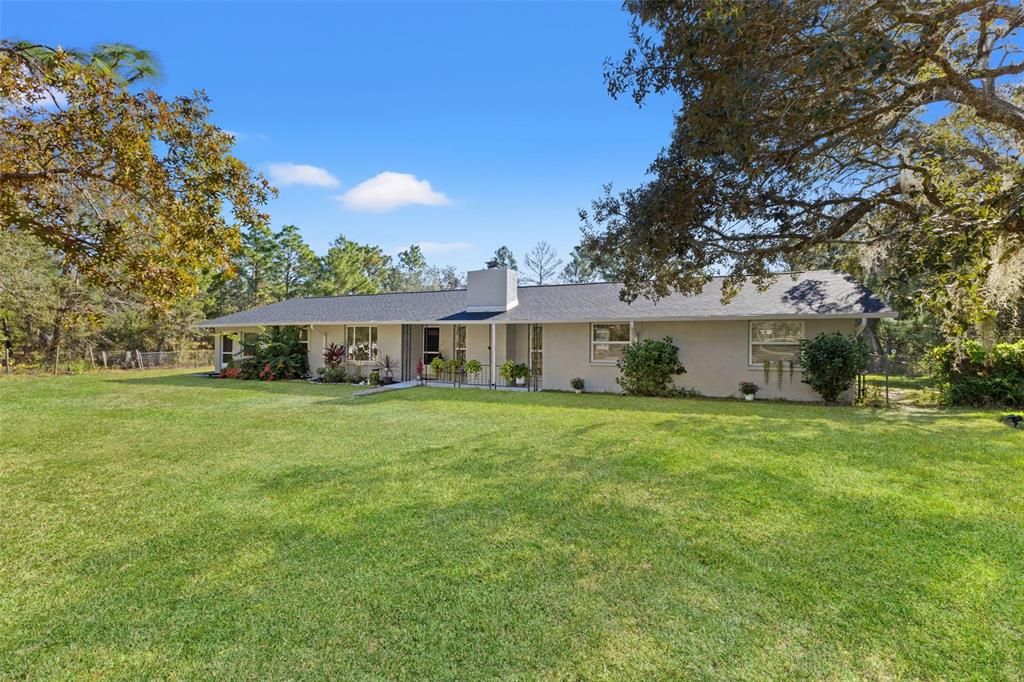En Venta: $539,900 (4 camas, 2 baños, 2736 Pies cuadrados)