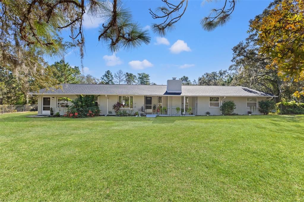 En Venta: $539,900 (4 camas, 2 baños, 2736 Pies cuadrados)