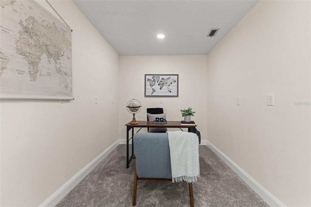 En Venta: $539,900 (4 camas, 2 baños, 2736 Pies cuadrados)