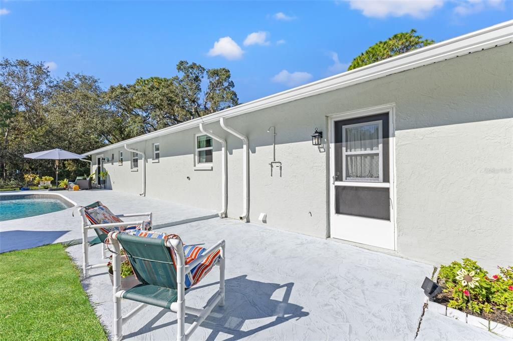 En Venta: $539,900 (4 camas, 2 baños, 2736 Pies cuadrados)