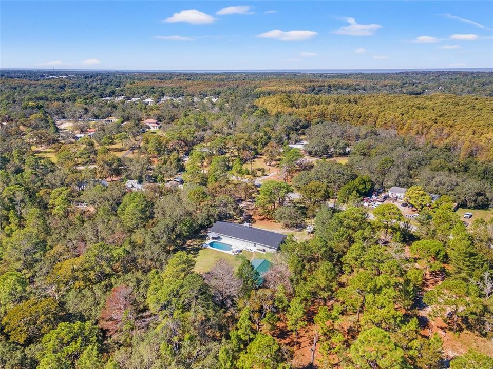 En Venta: $539,900 (4 camas, 2 baños, 2736 Pies cuadrados)