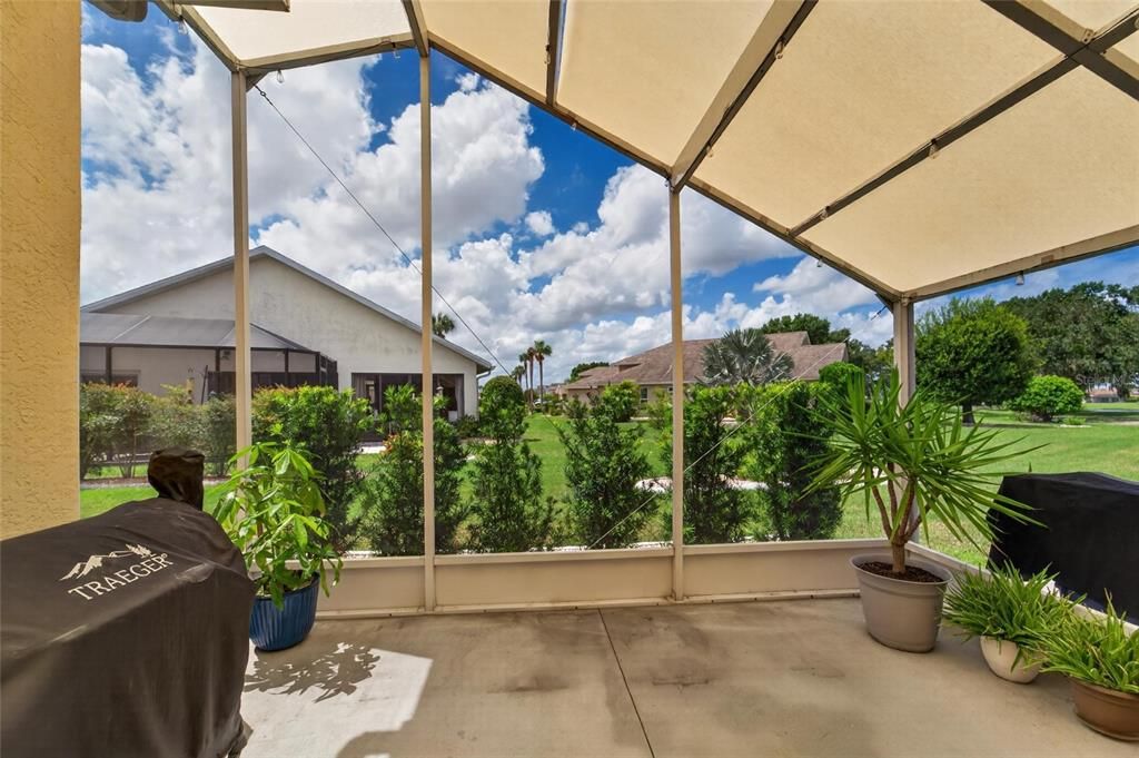 Activo con contrato: $329,900 (2 camas, 2 baños, 1634 Pies cuadrados)