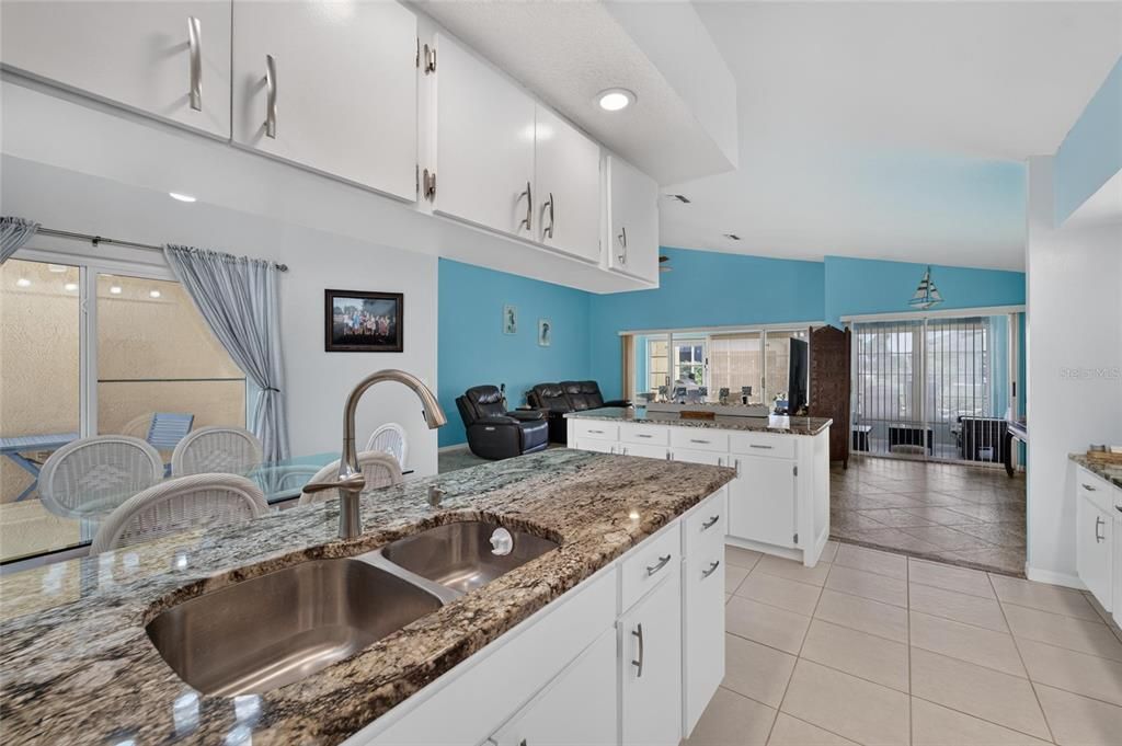 Activo con contrato: $329,900 (2 camas, 2 baños, 1634 Pies cuadrados)