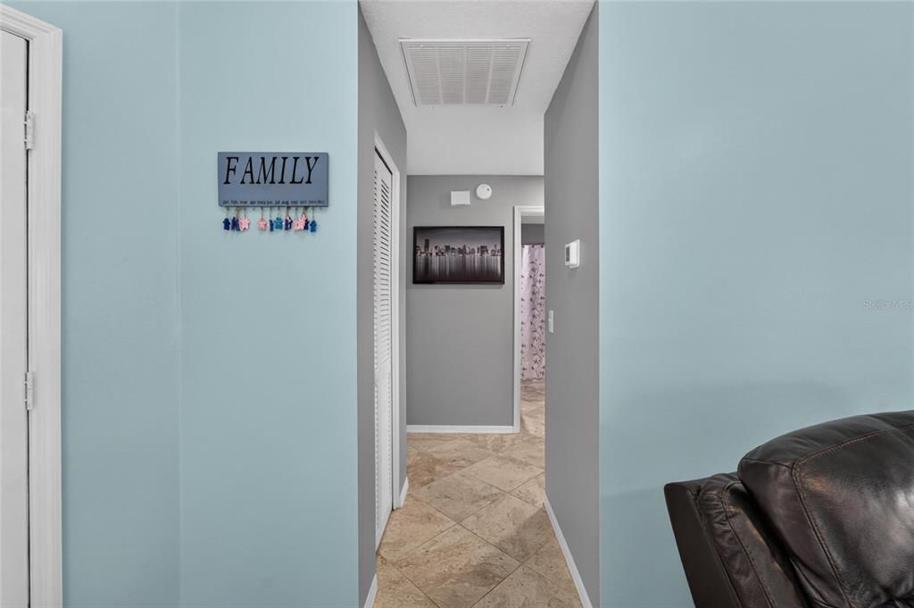 Activo con contrato: $329,900 (2 camas, 2 baños, 1634 Pies cuadrados)