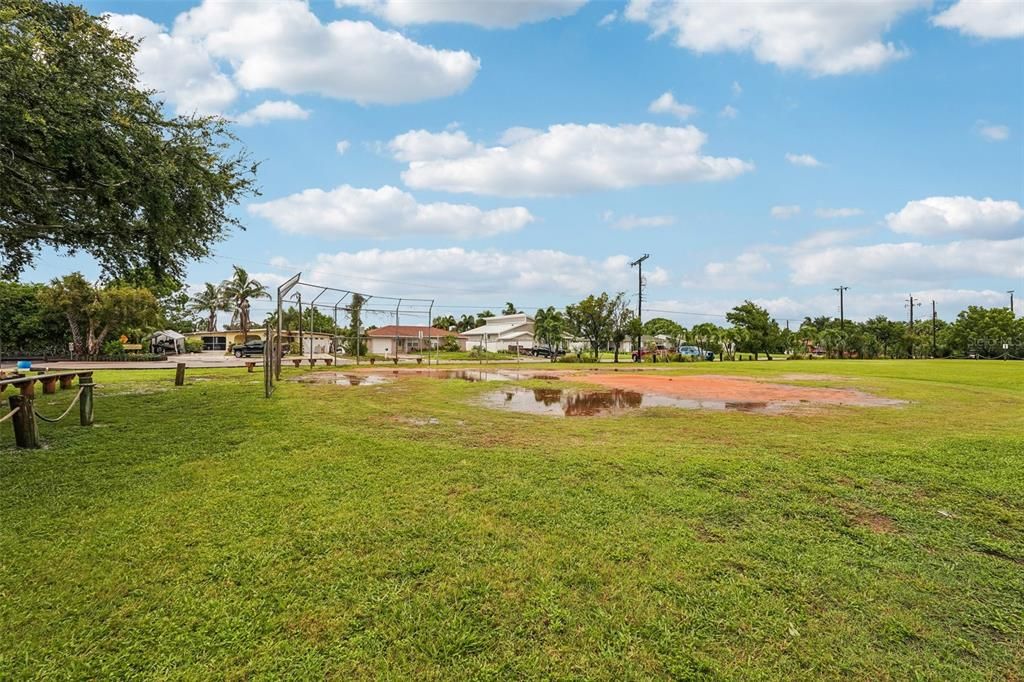 En Venta: $425,000 (3 camas, 2 baños, 1286 Pies cuadrados)