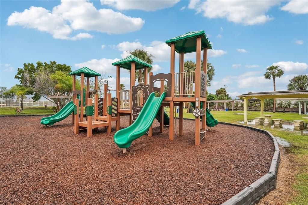 En Venta: $425,000 (3 camas, 2 baños, 1286 Pies cuadrados)