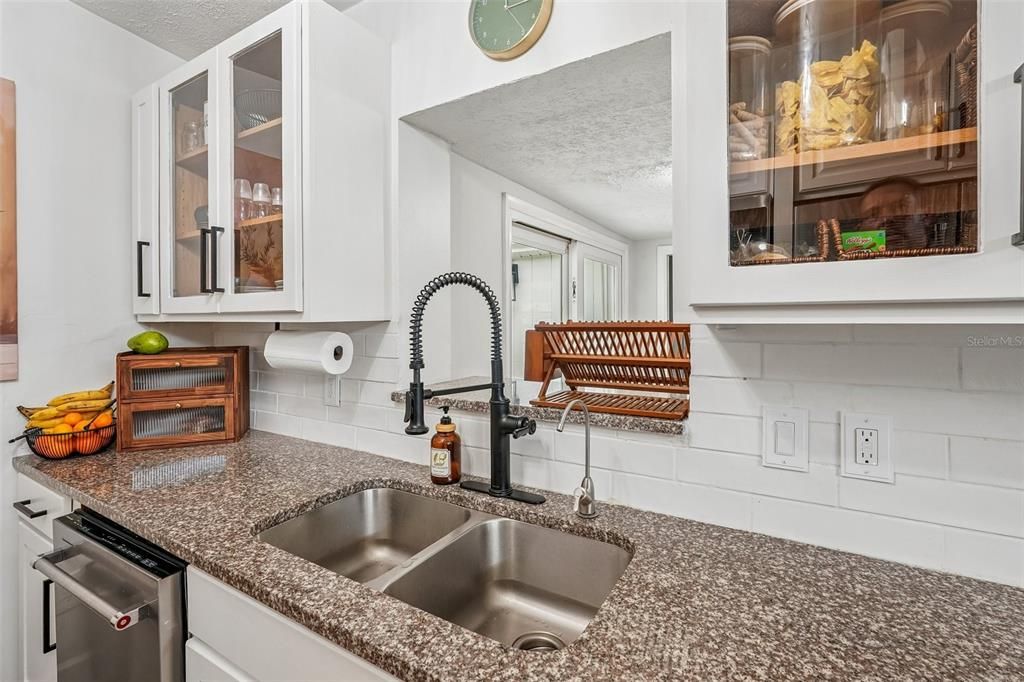 En Venta: $425,000 (3 camas, 2 baños, 1286 Pies cuadrados)