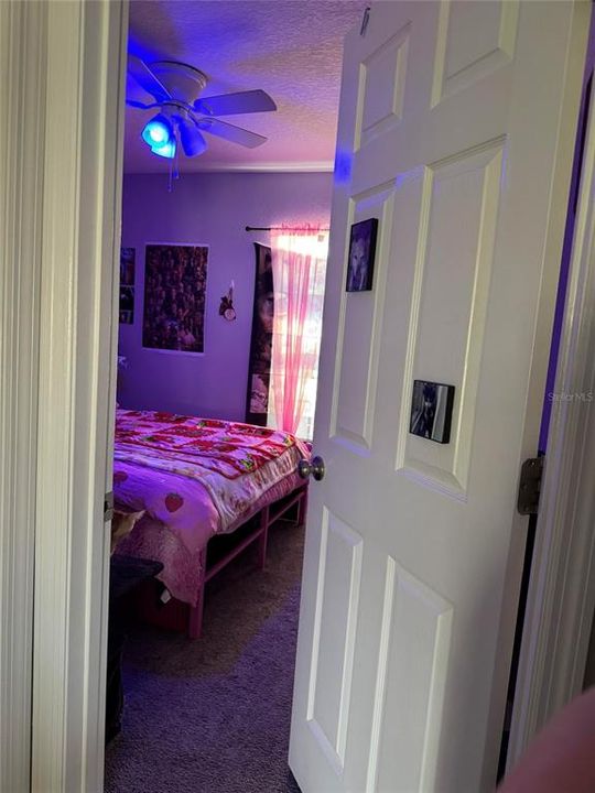 For Sale: $267,900 (3 beds, 2 baths, 1718 Square Feet)