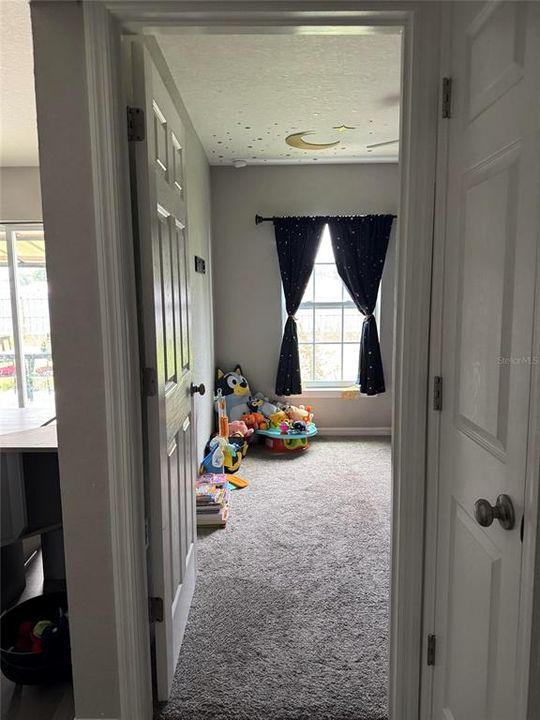 For Sale: $267,900 (3 beds, 2 baths, 1718 Square Feet)