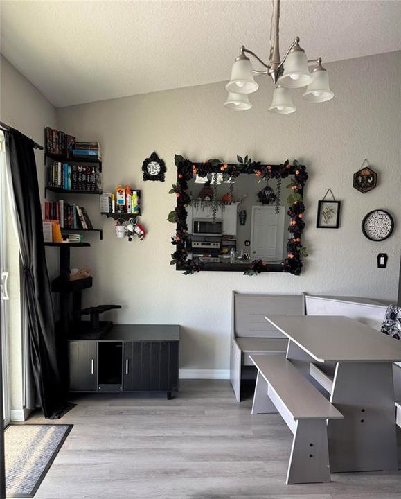 For Sale: $267,900 (3 beds, 2 baths, 1718 Square Feet)