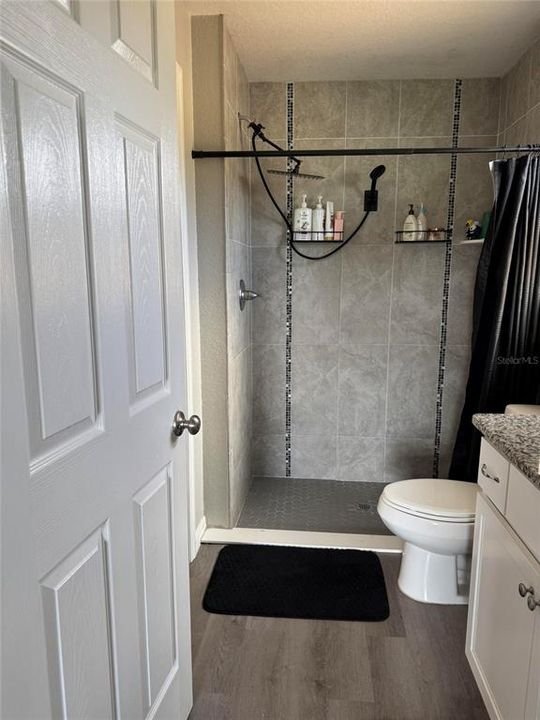 For Sale: $267,900 (3 beds, 2 baths, 1718 Square Feet)