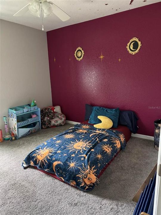 For Sale: $267,900 (3 beds, 2 baths, 1718 Square Feet)
