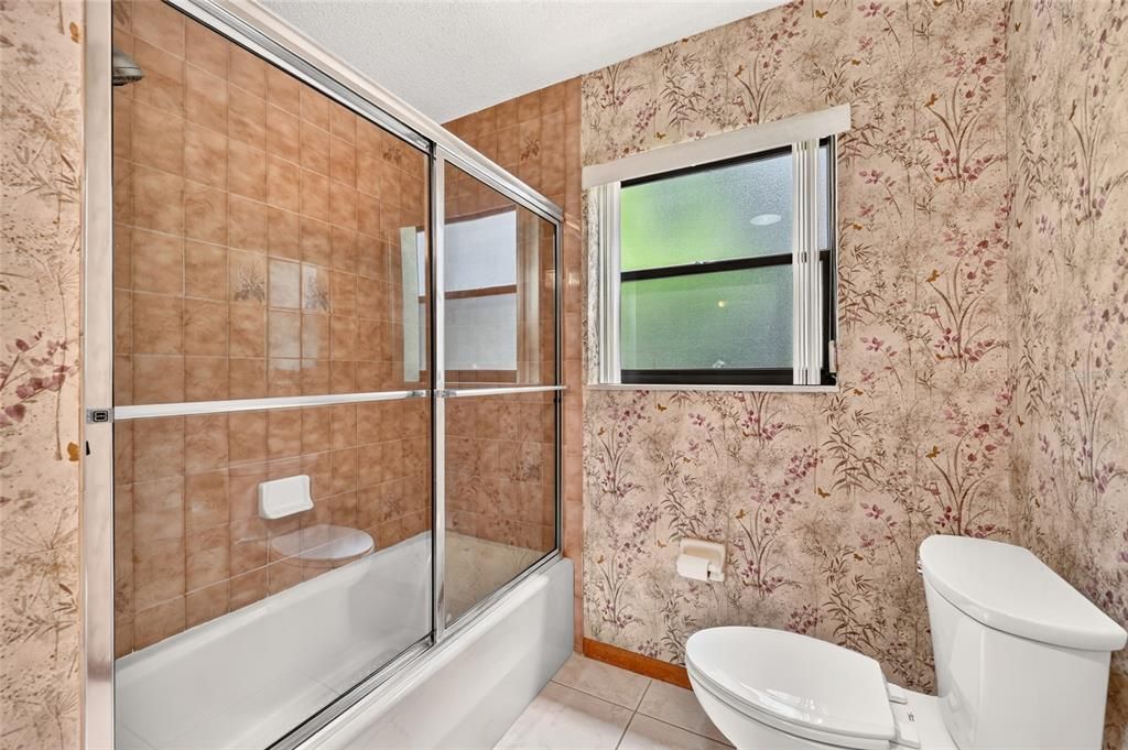 For Sale: $530,000 (4 beds, 2 baths, 2513 Square Feet)