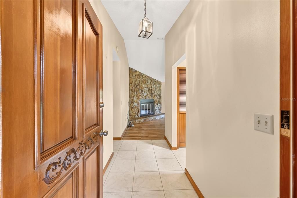 For Sale: $530,000 (4 beds, 2 baths, 2513 Square Feet)
