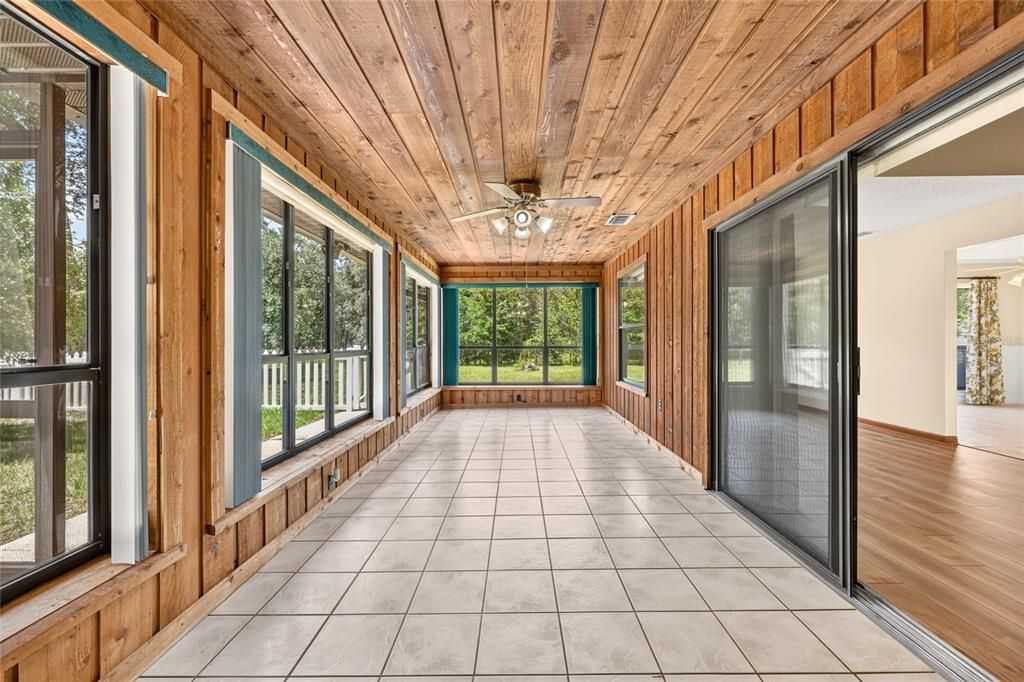 For Sale: $530,000 (4 beds, 2 baths, 2513 Square Feet)