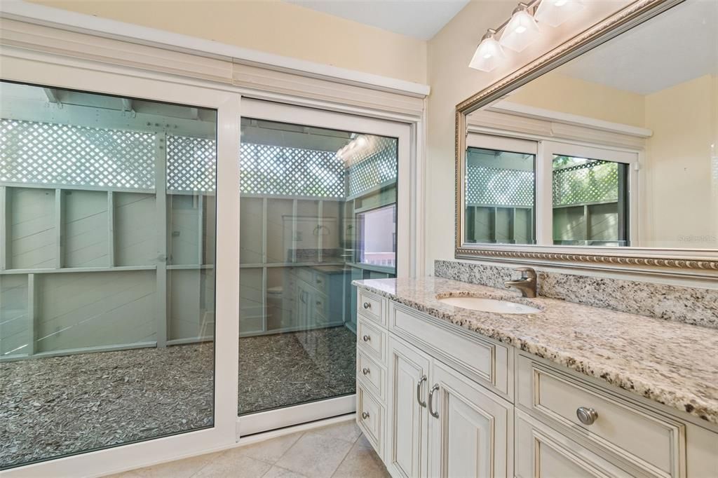 For Sale: $689,000 (3 beds, 3 baths, 2150 Square Feet)