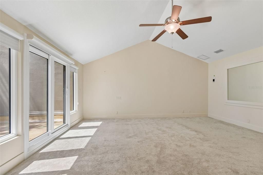 For Sale: $689,000 (3 beds, 3 baths, 2150 Square Feet)