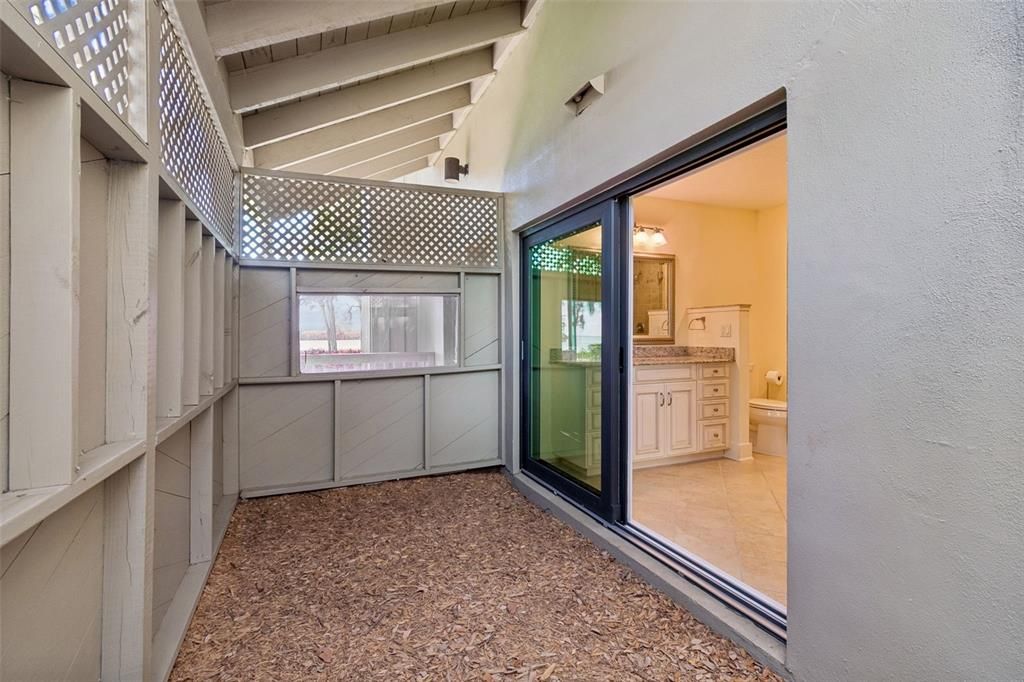 For Sale: $689,000 (3 beds, 3 baths, 2150 Square Feet)