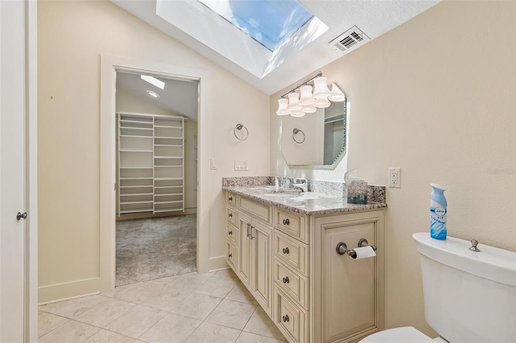 For Sale: $689,000 (3 beds, 3 baths, 2150 Square Feet)