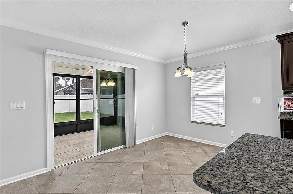 En Venta: $385,000 (3 camas, 2 baños, 1869 Pies cuadrados)