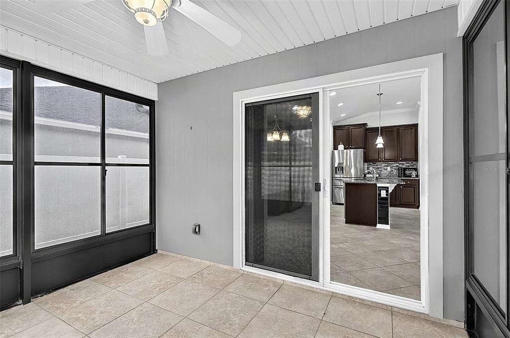 En Venta: $385,000 (3 camas, 2 baños, 1869 Pies cuadrados)
