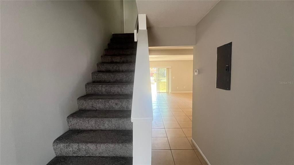 В аренду: $1,650 (2 спален, 2 ванн, 1088 Квадратных фут)