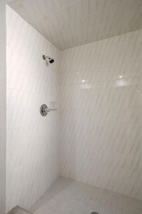На продажу: $329,900 (4 спален, 2 ванн, 2141 Квадратных фут)