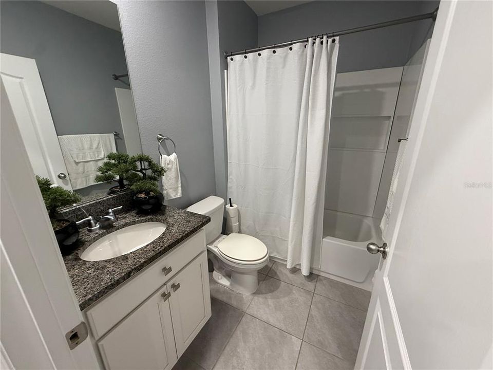 For Sale: $319,900 (3 beds, 2 baths, 1690 Square Feet)