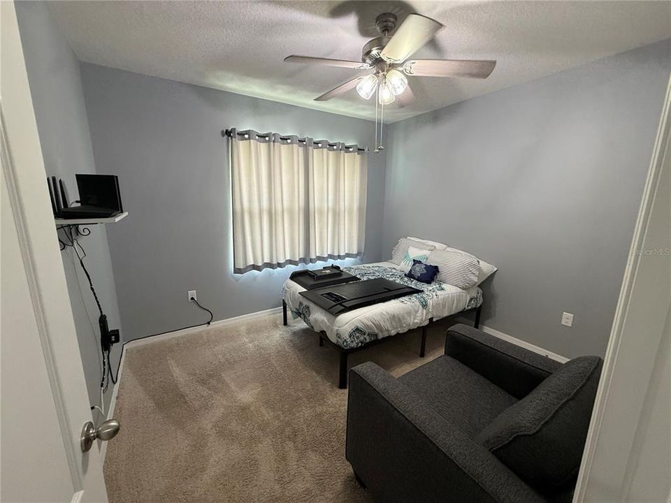 For Sale: $319,900 (3 beds, 2 baths, 1690 Square Feet)