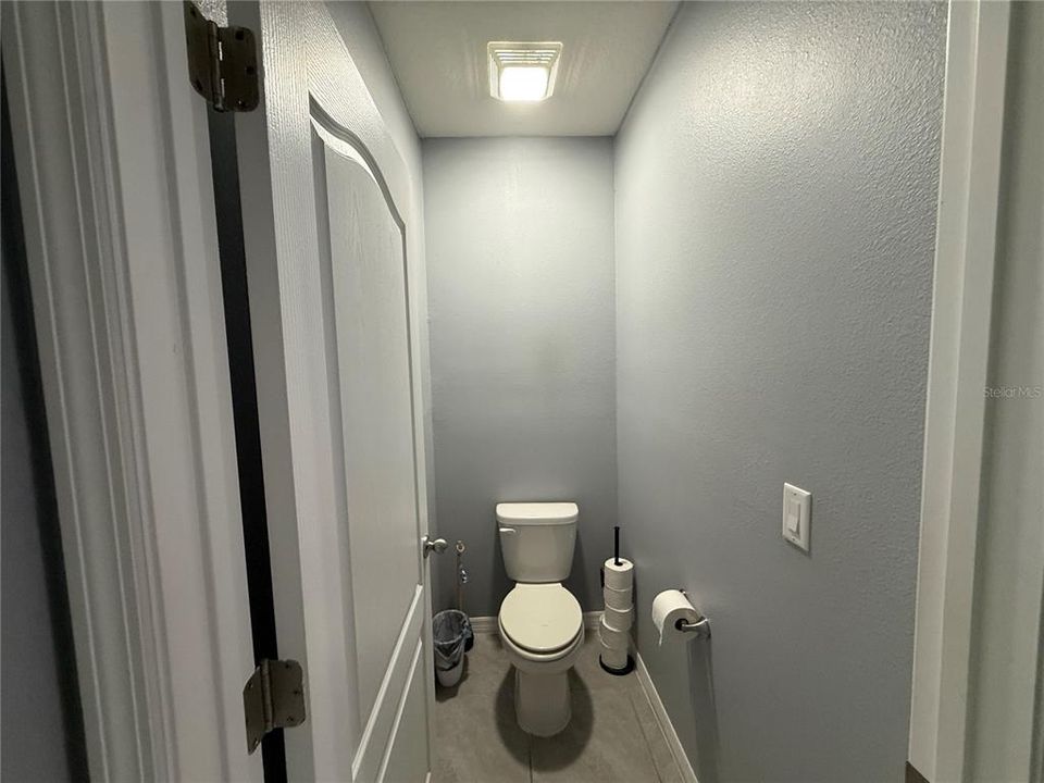 For Sale: $319,900 (3 beds, 2 baths, 1690 Square Feet)