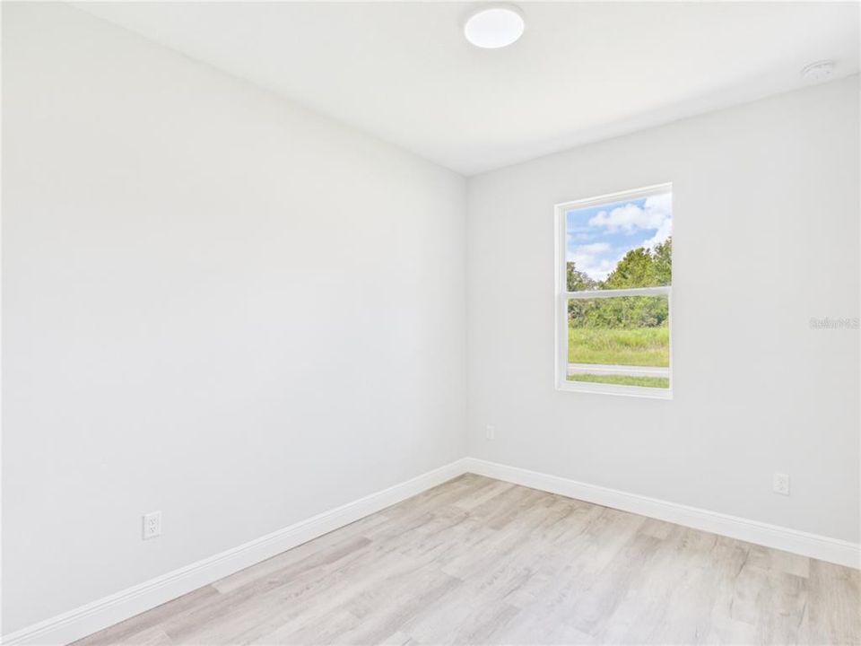 For Sale: $264,500 (4 beds, 2 baths, 1630 Square Feet)