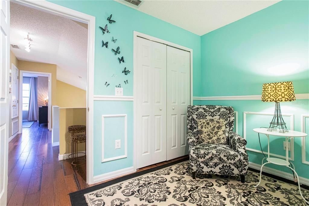 En Venta: $555,000 (4 camas, 2 baños, 2021 Pies cuadrados)