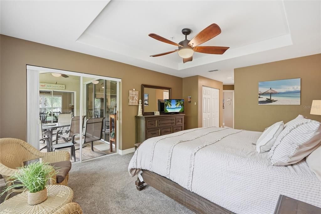 For Sale: $529,000 (3 beds, 2 baths, 1669 Square Feet)