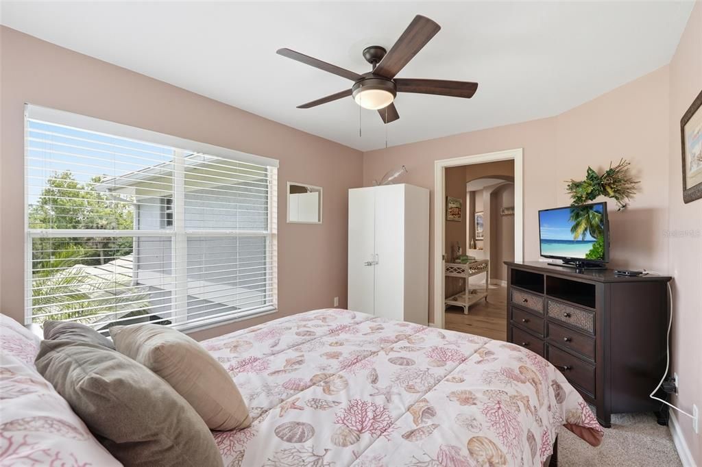 For Sale: $529,000 (3 beds, 2 baths, 1669 Square Feet)