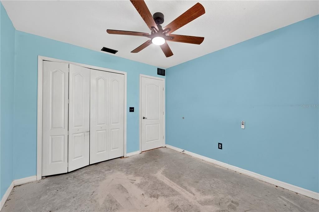 For Sale: $625,000 (4 beds, 2 baths, 1814 Square Feet)