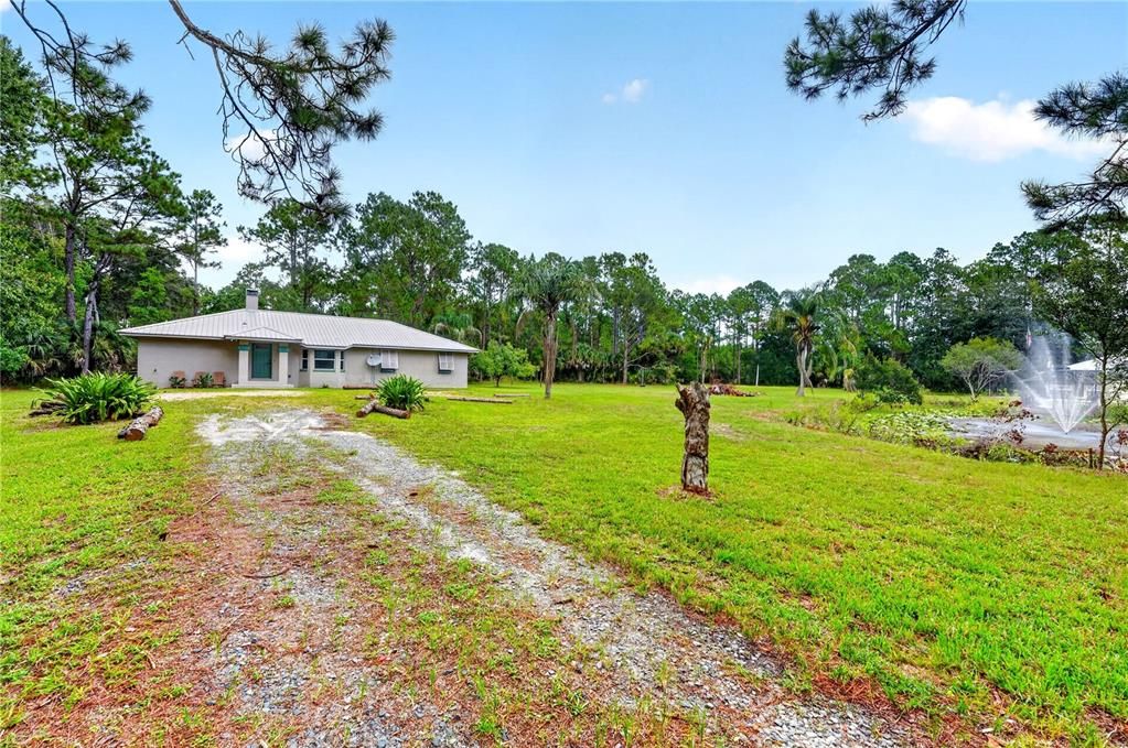 For Sale: $625,000 (4 beds, 2 baths, 1814 Square Feet)