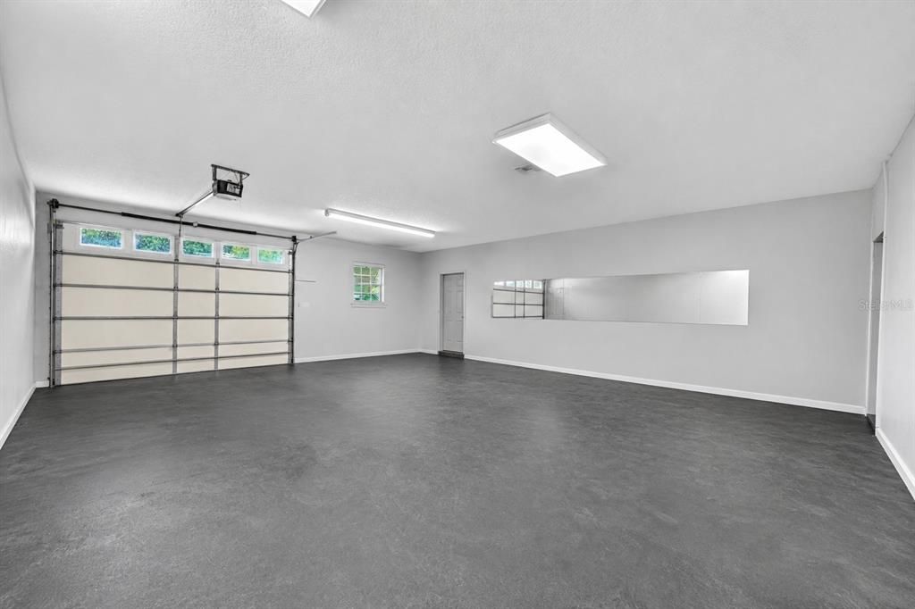 For Sale: $625,000 (4 beds, 2 baths, 1814 Square Feet)