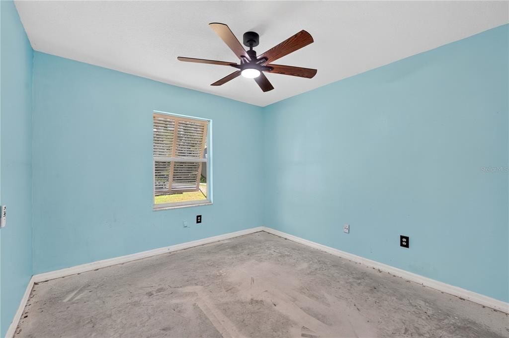 For Sale: $625,000 (4 beds, 2 baths, 1814 Square Feet)