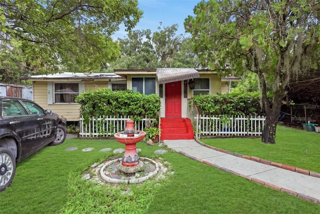 For Sale: $79,900 (3 beds, 2 baths, 1230 Square Feet)