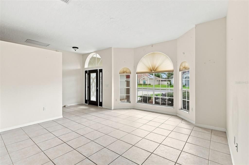 For Sale: $299,000 (3 beds, 2 baths, 1808 Square Feet)