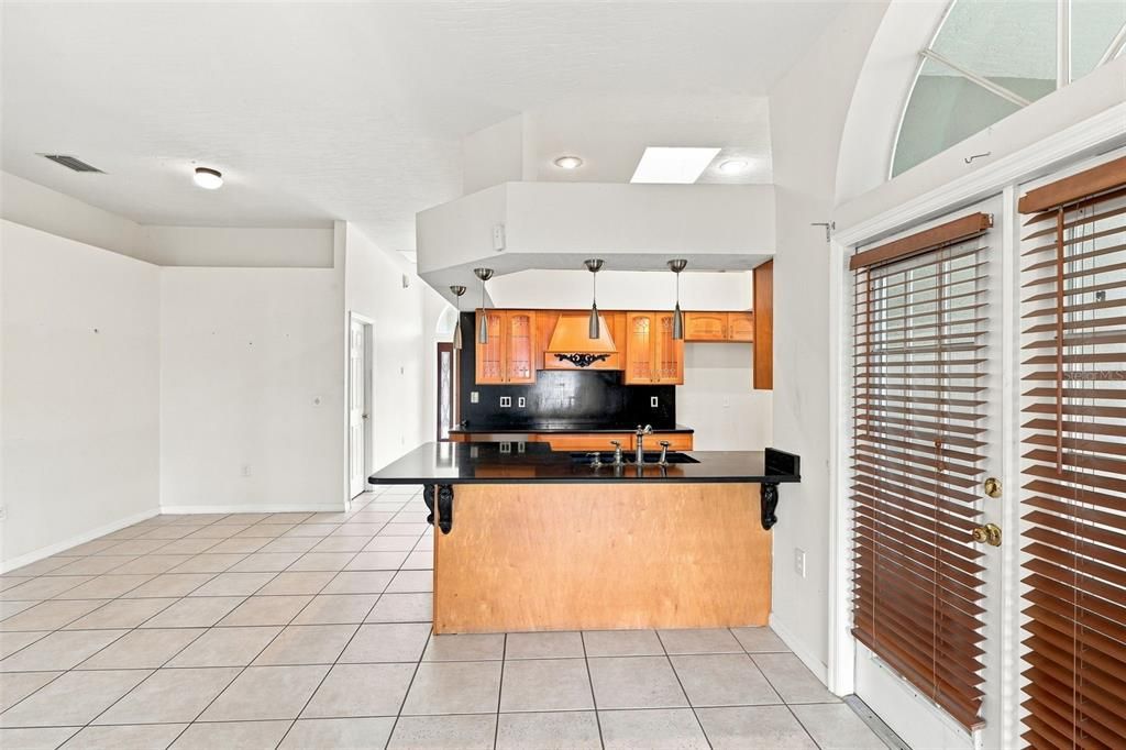 For Sale: $299,000 (3 beds, 2 baths, 1808 Square Feet)