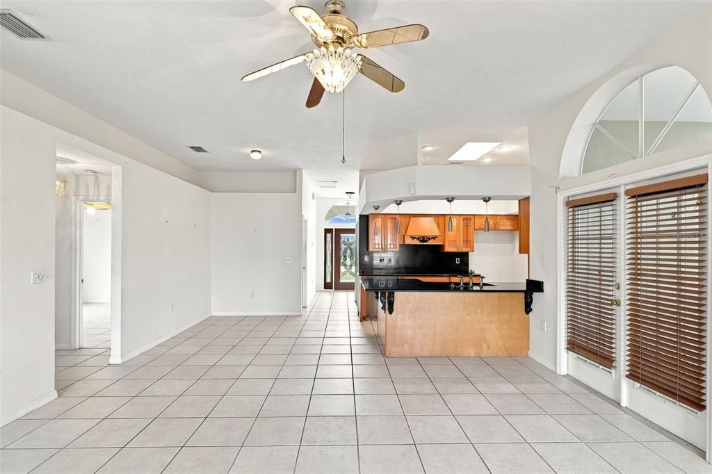 For Sale: $299,000 (3 beds, 2 baths, 1808 Square Feet)