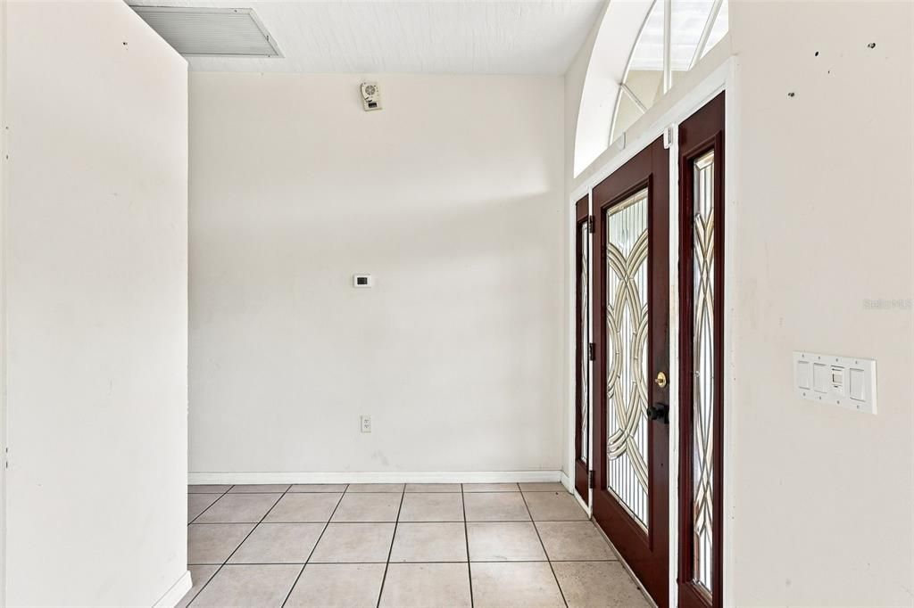 For Sale: $299,000 (3 beds, 2 baths, 1808 Square Feet)