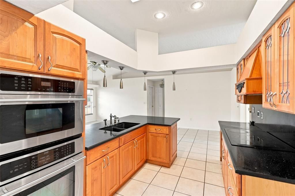 For Sale: $299,000 (3 beds, 2 baths, 1808 Square Feet)