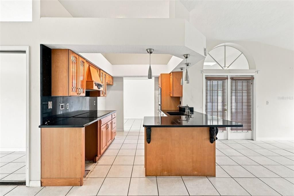 For Sale: $299,000 (3 beds, 2 baths, 1808 Square Feet)