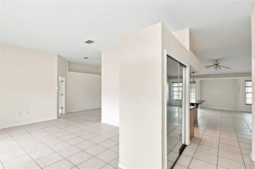 For Sale: $299,000 (3 beds, 2 baths, 1808 Square Feet)