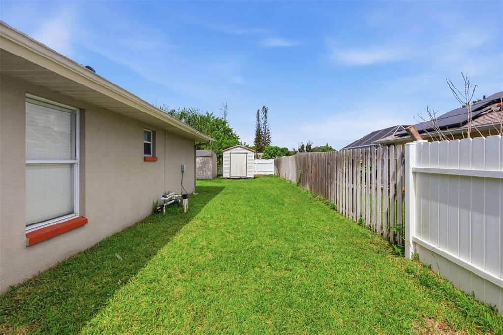 For Sale: $299,000 (3 beds, 2 baths, 1808 Square Feet)
