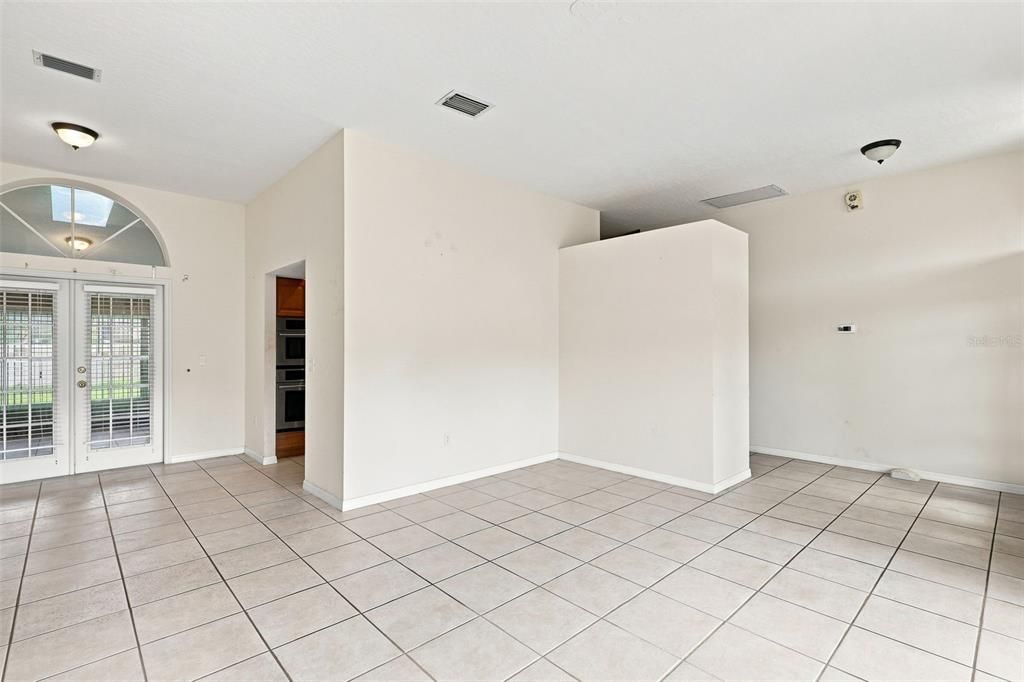 For Sale: $299,000 (3 beds, 2 baths, 1808 Square Feet)