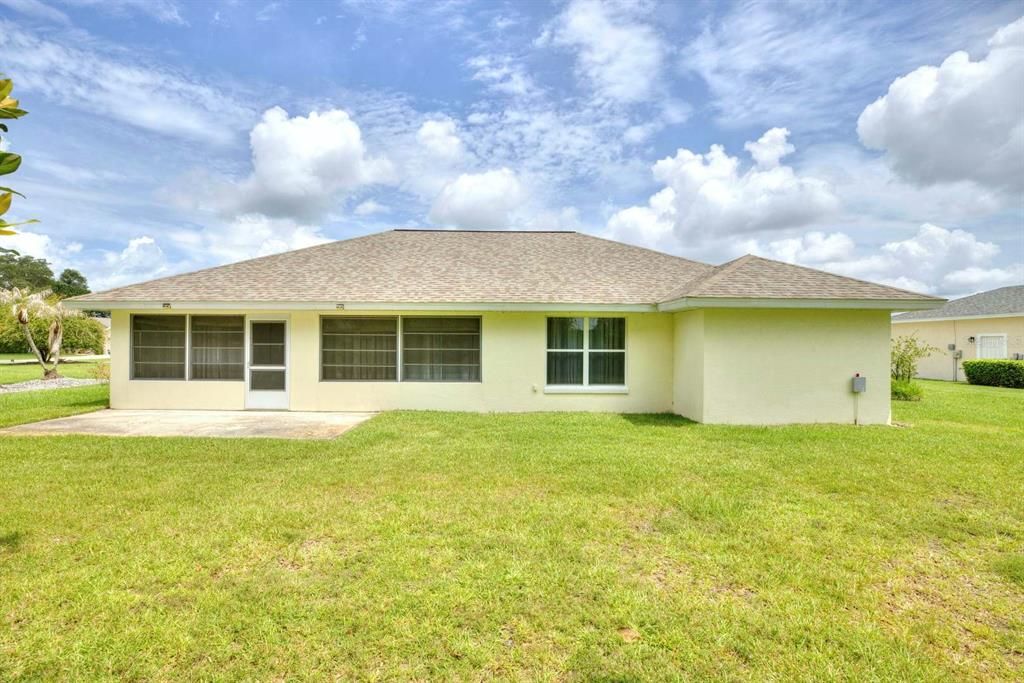 Active With Contract: $304,900 (3 beds, 2 baths, 1620 Square Feet)