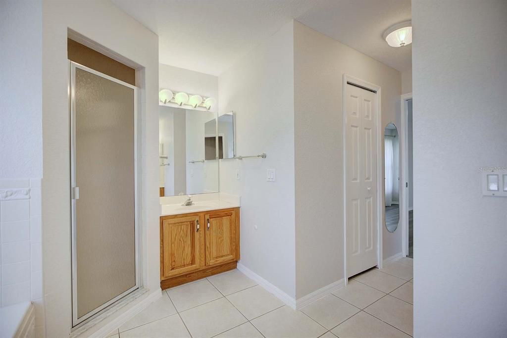 Active With Contract: $304,900 (3 beds, 2 baths, 1620 Square Feet)
